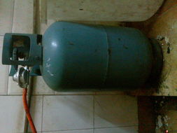 公司轉(zhuǎn)型之際，辦公用品低價(jià)銷售公告